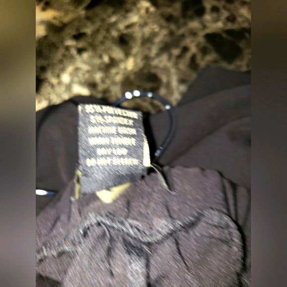 💲🖐🏾/☀️🏖Black Fashionable shorts & Polka Dot top 3X - Picture 5 of 9